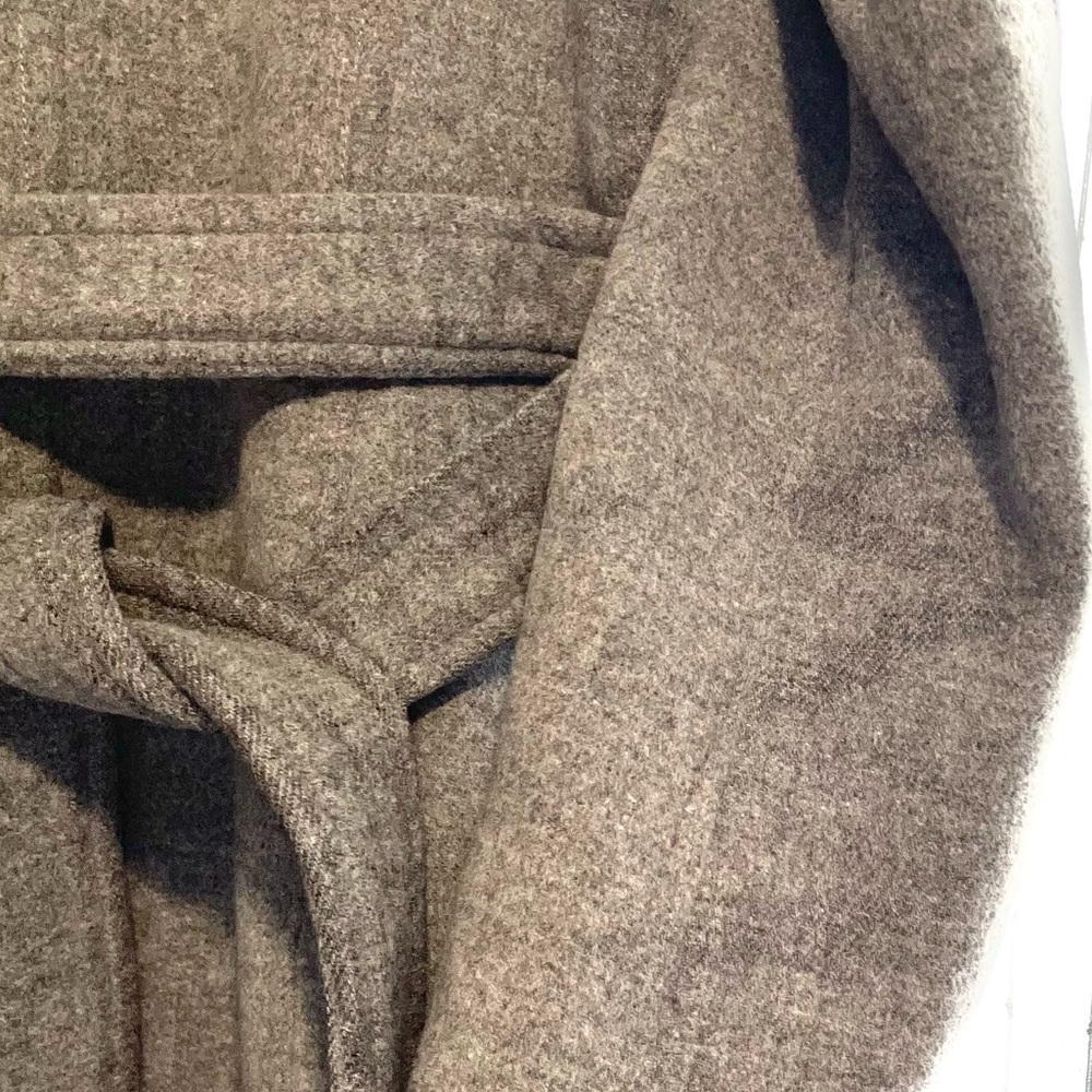 Babaton Gray Women's Coat - Picture 13 of 16